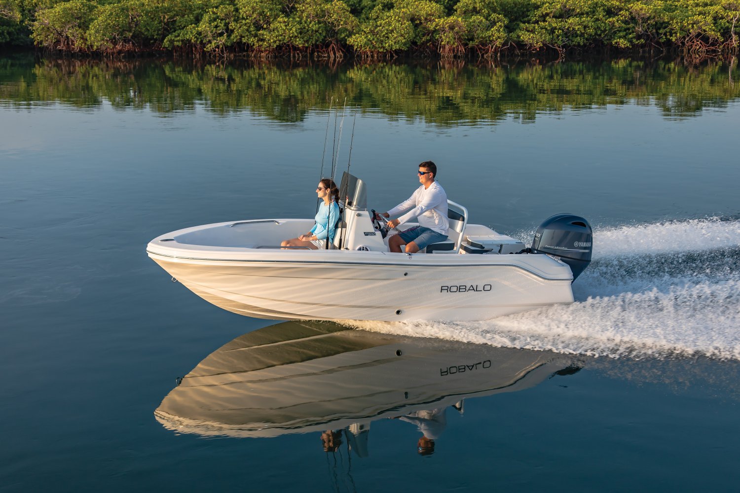 2025 Robalo R160 6412