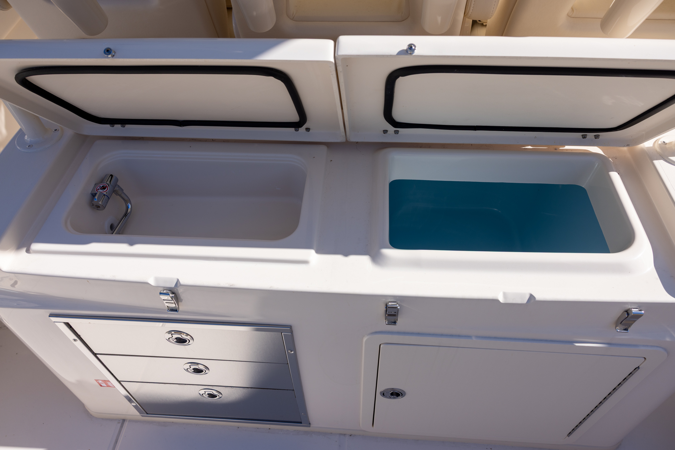 2026 Grady-White Canyon 326 6420 | Fish Tale Boats Fort Myers & Naples