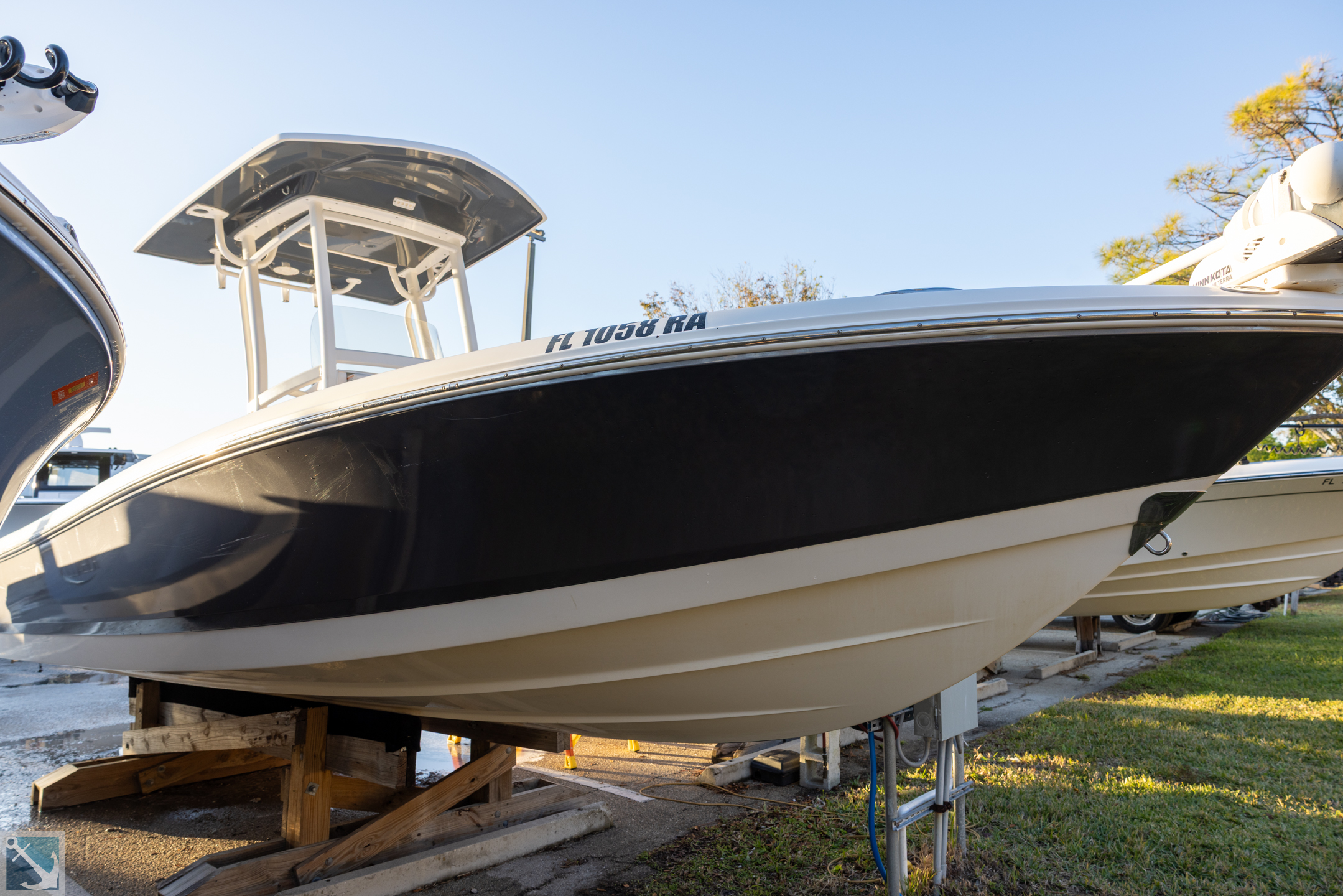 2016 Robalo 246 Cayman B4055