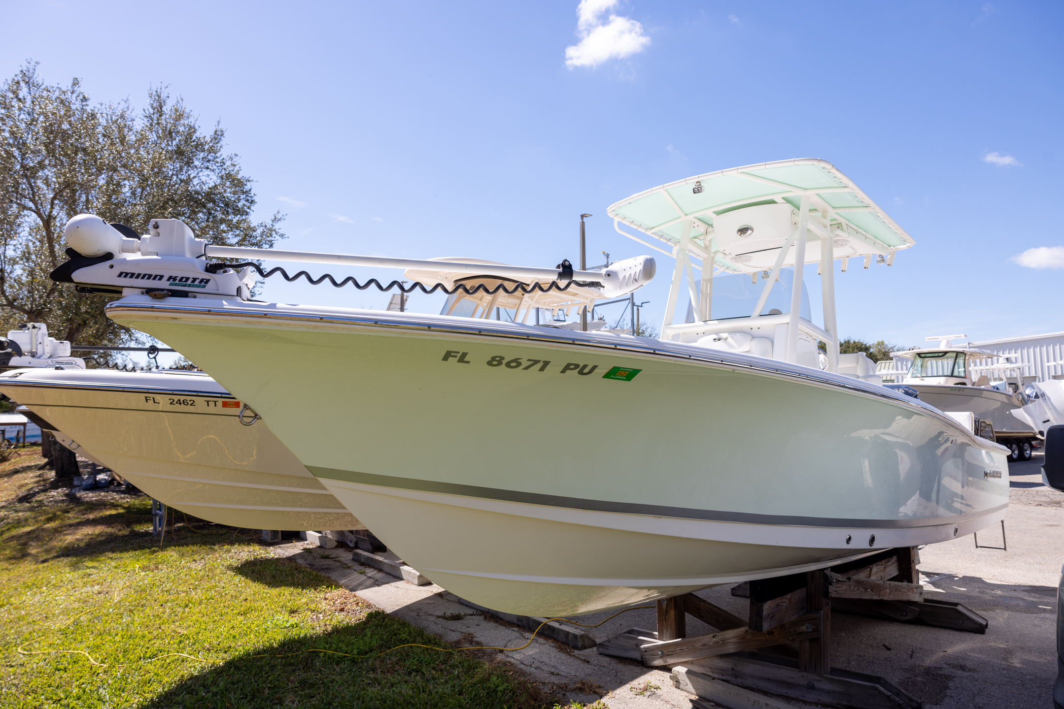 2016 SeaHunt 24 BX 6384A