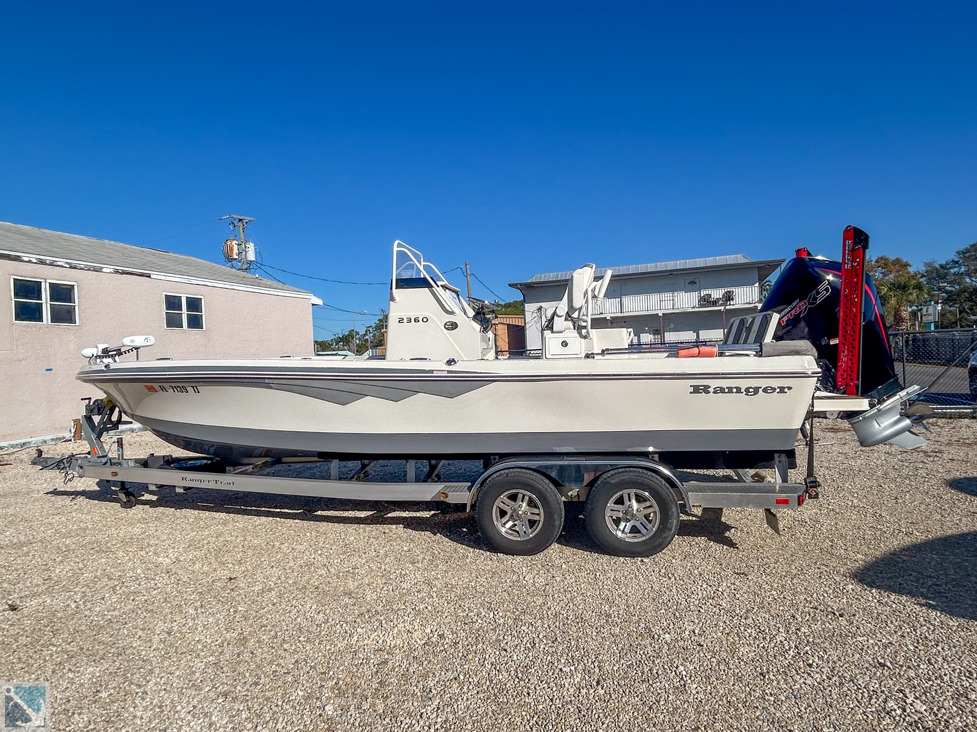 2022 Ranger 2360 Bay B4057