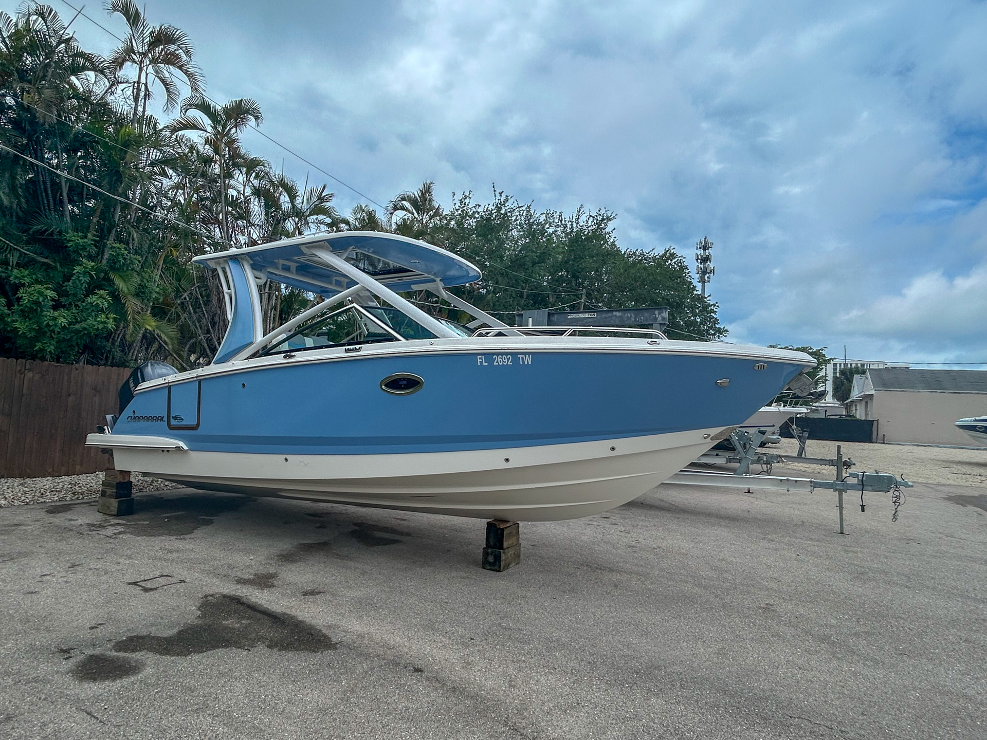 2023 Chaparral 280 OSX B4073